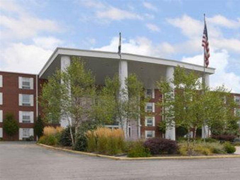 Ramada Conference Center Hotell Morgantown Exteriör bild