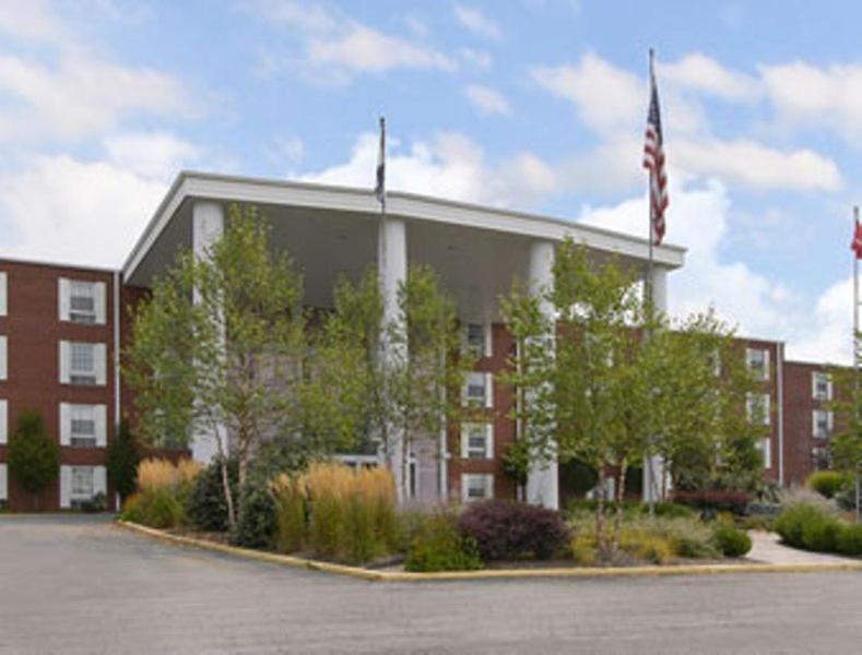 Ramada Conference Center Hotell Morgantown Exteriör bild